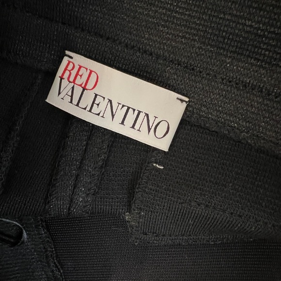 Red Valentino black short - Picture 6 of 6